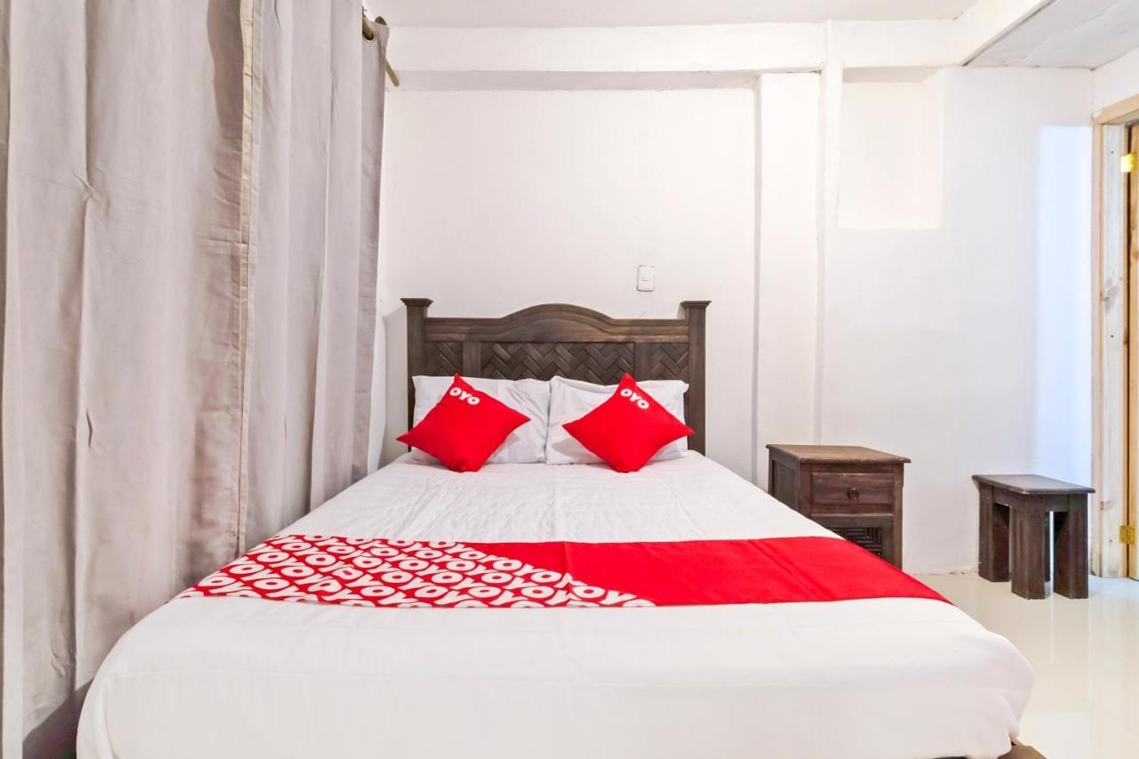 Oyo Hotel Punta Guadalupe, San Cristóbal de Las Casas Eksteriør billede