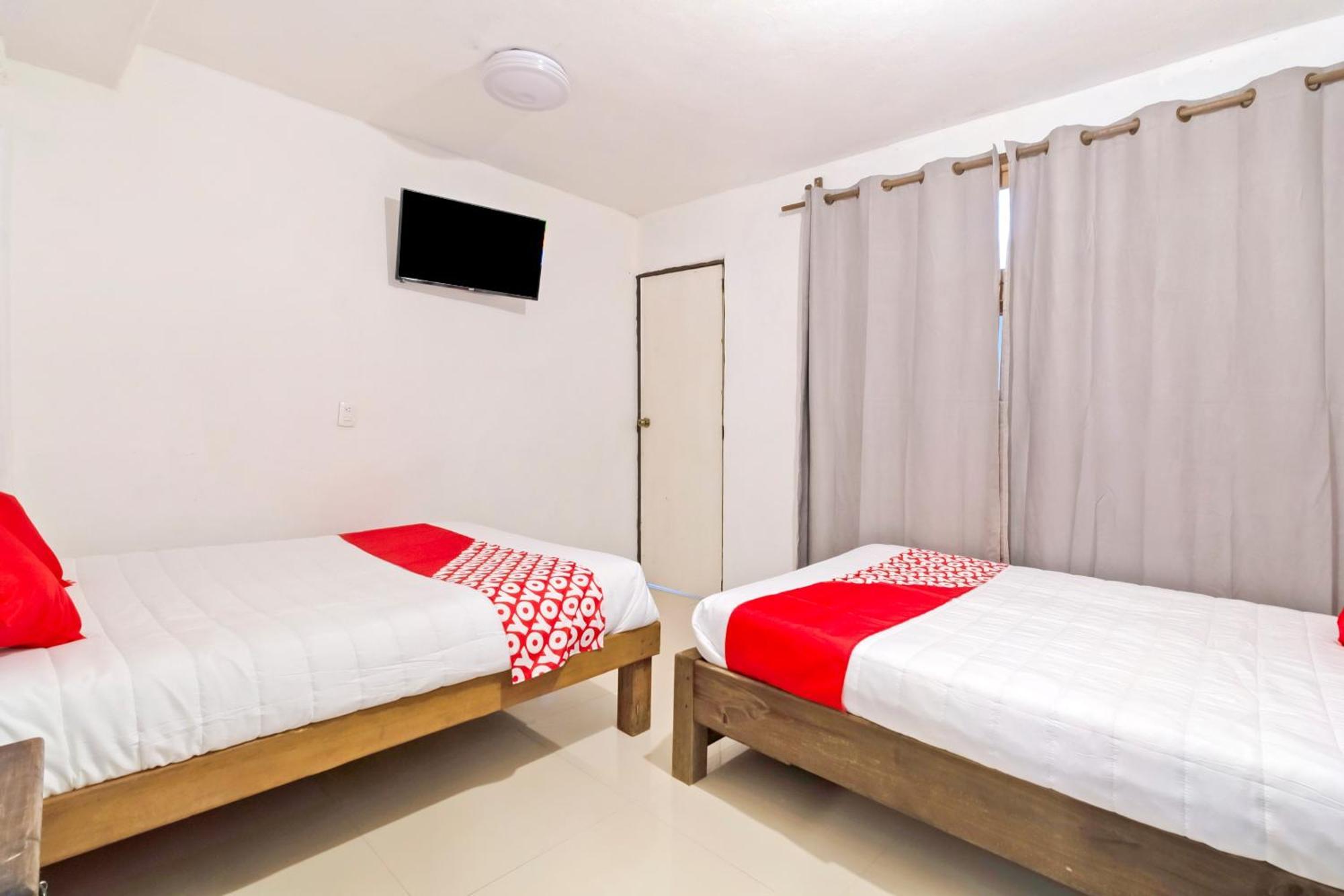 Oyo Hotel Punta Guadalupe, San Cristóbal de Las Casas Eksteriør billede