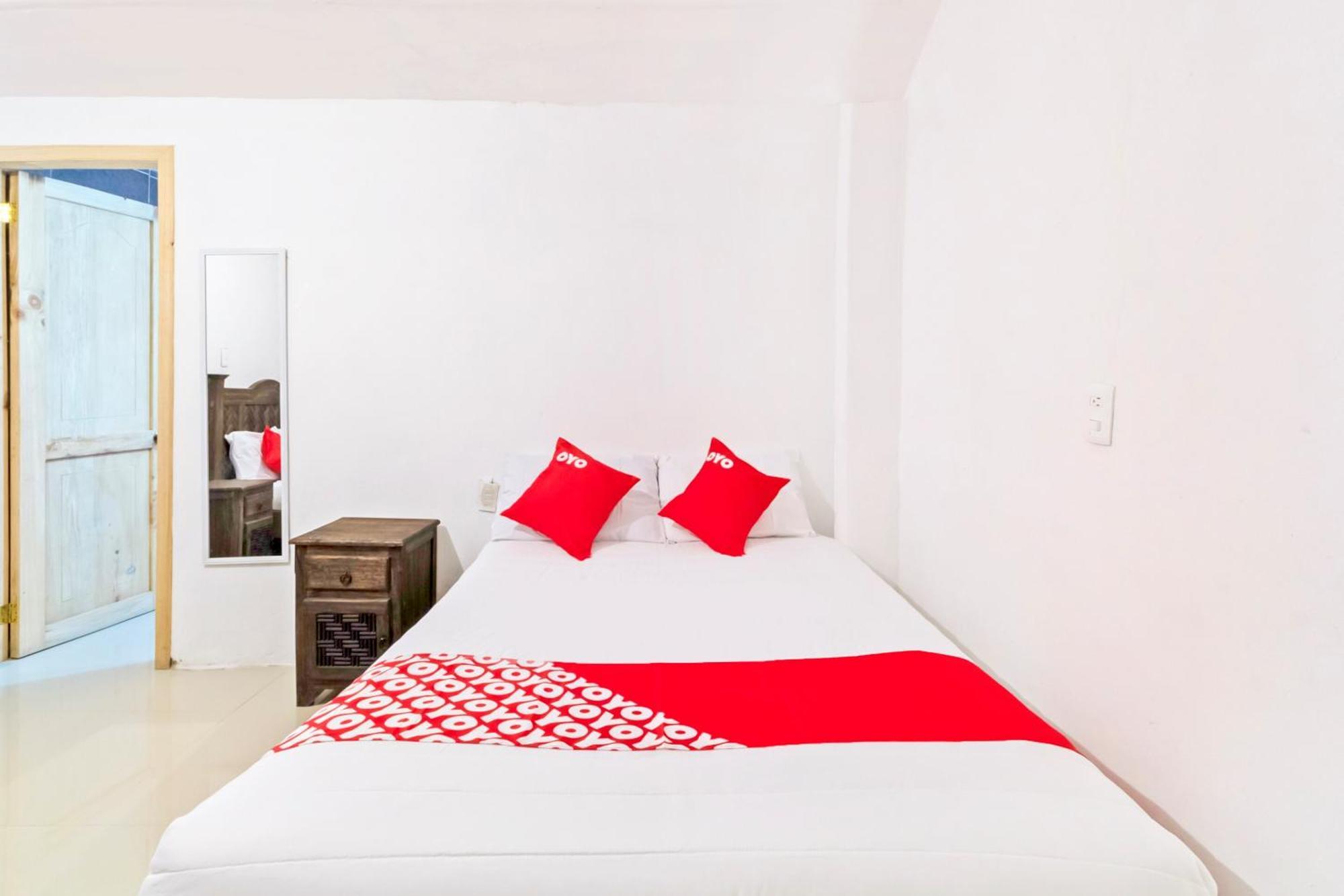 Oyo Hotel Punta Guadalupe, San Cristóbal de Las Casas Eksteriør billede